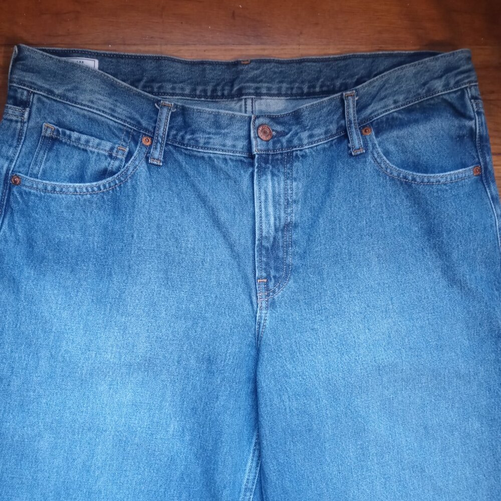 GAP low rise stride wide-leg jeans in medium indigo (14R/32) - Picture 8 of 13
